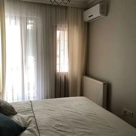 Charming Newly Renovated * Istambul